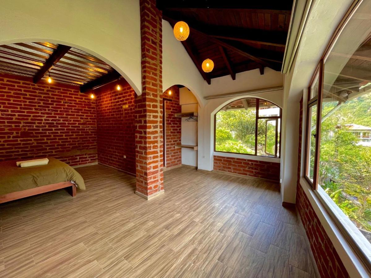 La Quinta Mansion Bed & Breakfast Banos  Exterior photo